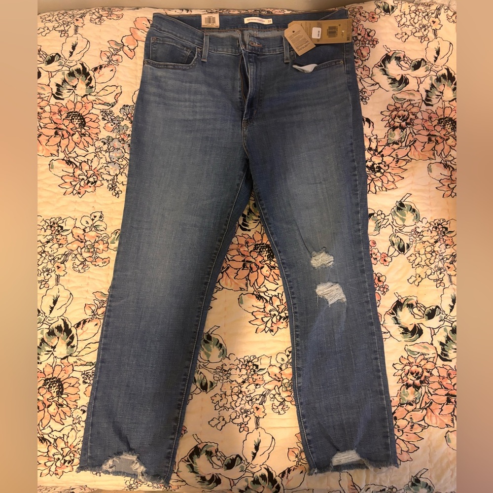 LEVI’S 724 HIGH RISE SLIM STRAIGHT
CROPPED WOMEN'S JEANS SIZE 33 (16)